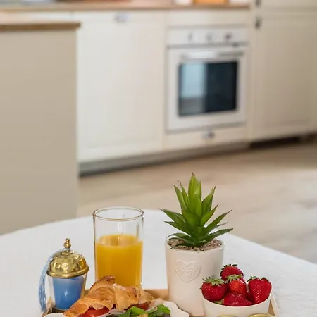 Exclusive Apartment Split