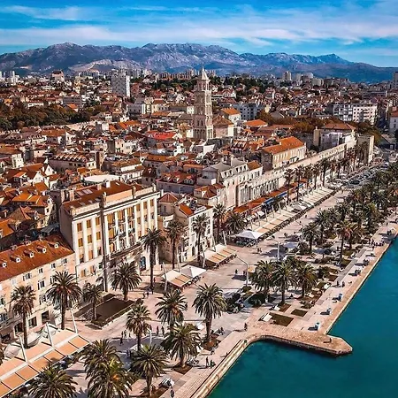 Lejlighed Stylish Old Town Walk To Diocletian's Palace & Split